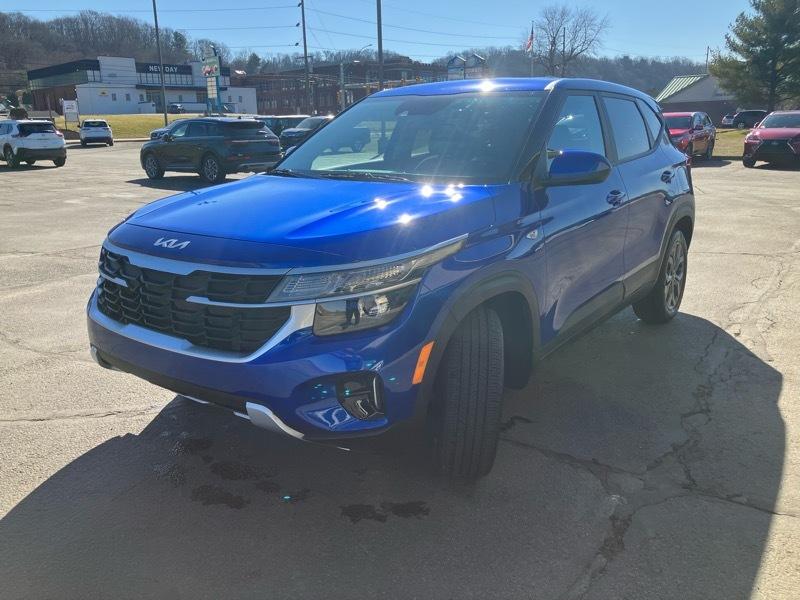 Kia Seltos LX IVT AWD 2024