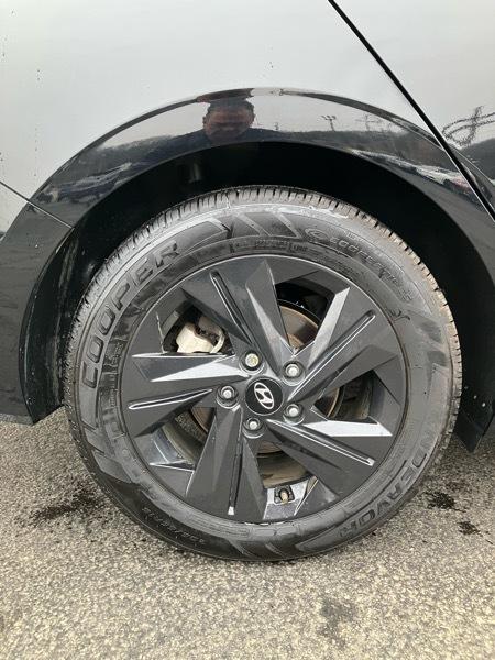 Hyundai Elantra SEL IVT 2021