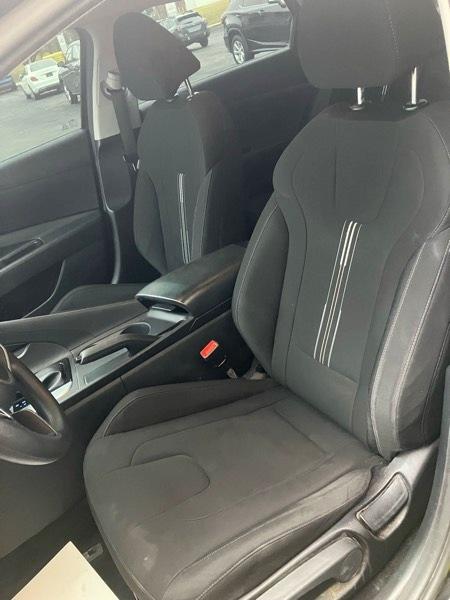 Hyundai Elantra SEL IVT 2021