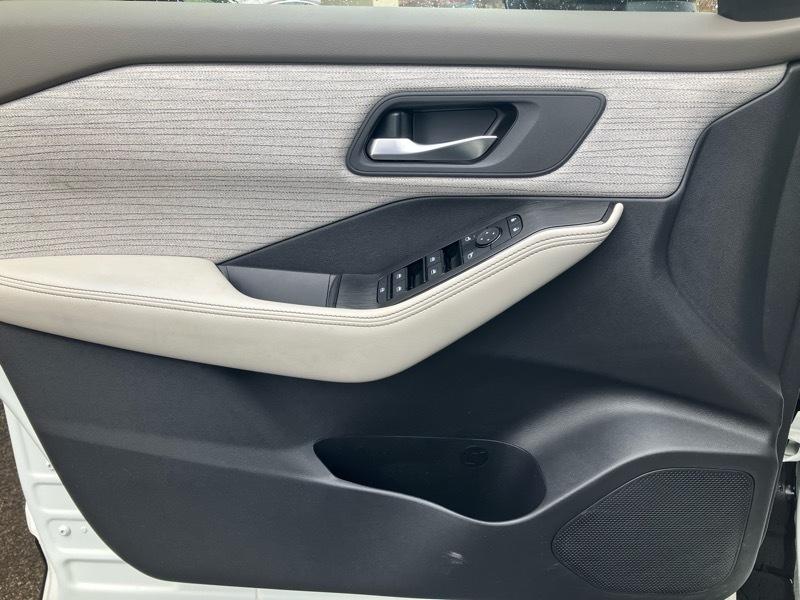 Nissan Rogue AWD SV 2023