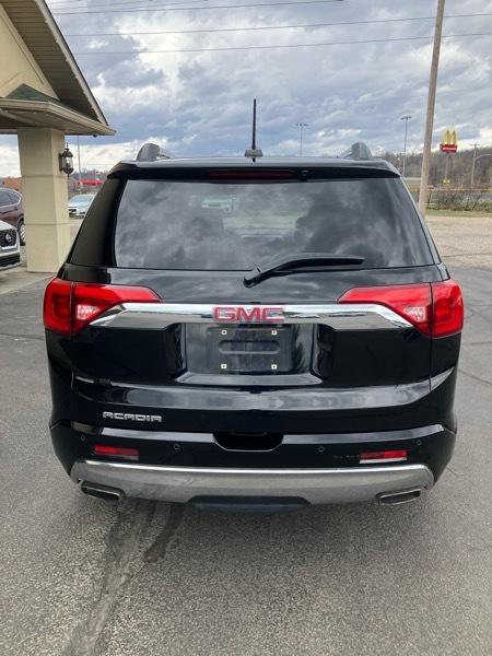 GMC Acadia FWD 4dr Denali 2019