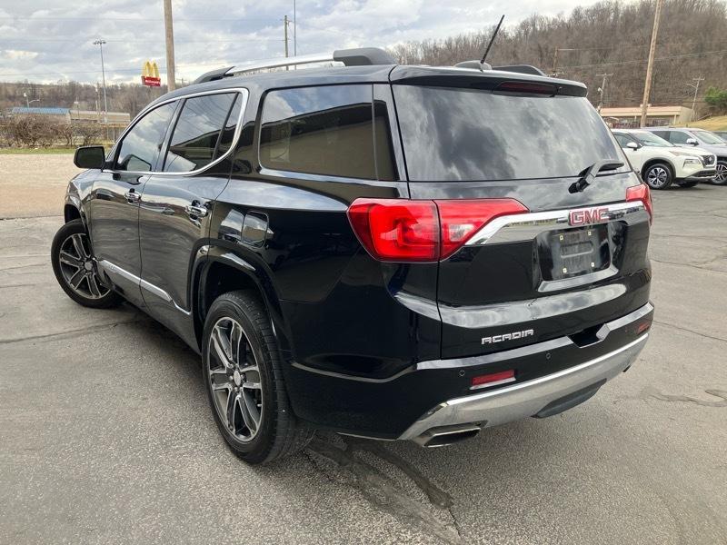 GMC Acadia FWD 4dr Denali 2019