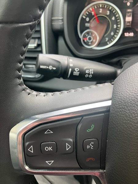 RAM 1500 Laramie 4x4 Crew Cab 5'7" Box 2024