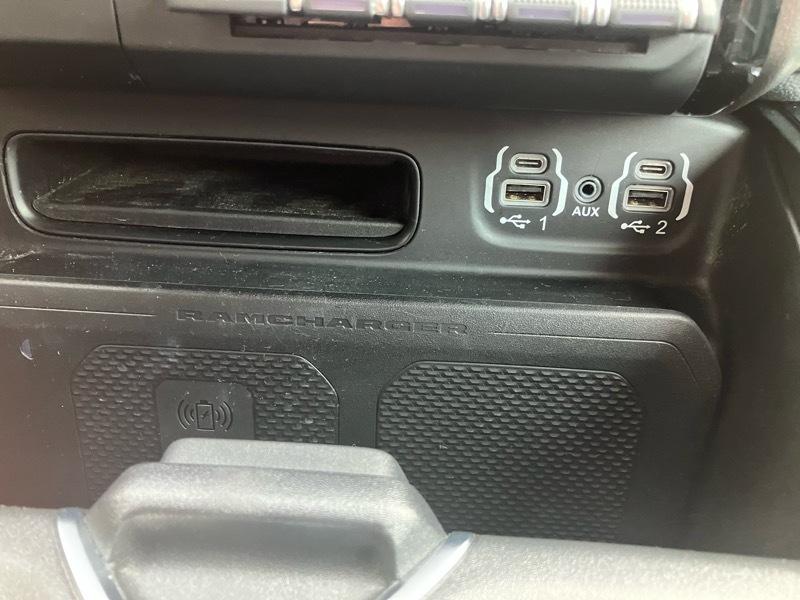 RAM 1500 Laramie 4x4 Crew Cab 5'7" Box 2024