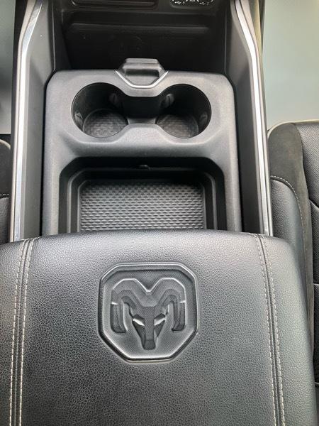 RAM 1500 Laramie 4x4 Crew Cab 5'7" Box 2024