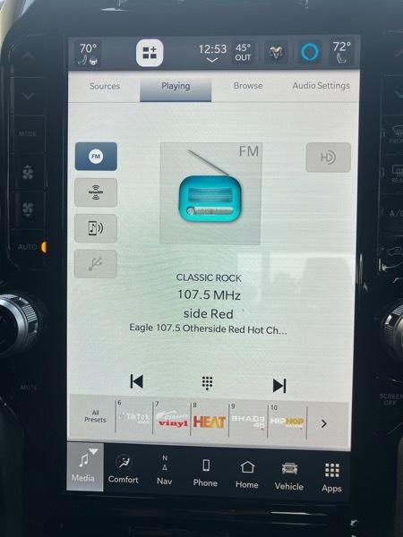 RAM 1500 Laramie 4x4 Crew Cab 5'7" Box 2024