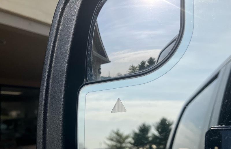 RAM 1500 Laramie 4x4 Crew Cab 5'7" Box 2024