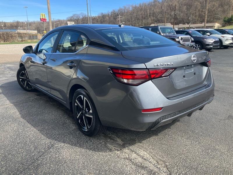 Nissan Sentra SV CVT 2025