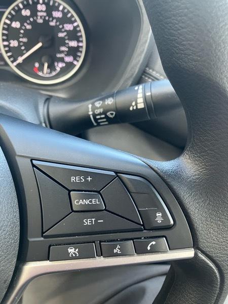 Nissan Sentra SV CVT 2025