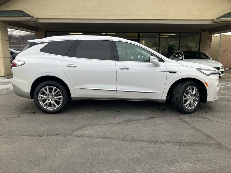 Buick Enclave AWD 4dr Essence 2023