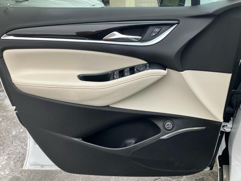 Buick Enclave AWD 4dr Essence 2023