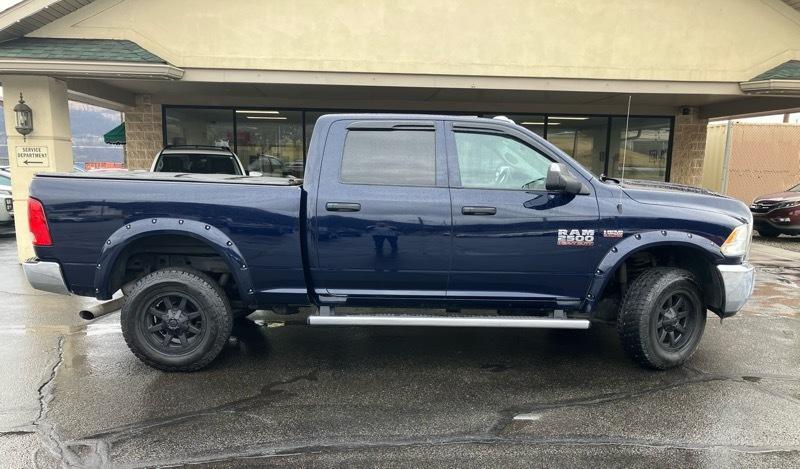 RAM 2500 Tradesman 4x4 Crew Cab 6'4" Box 2018