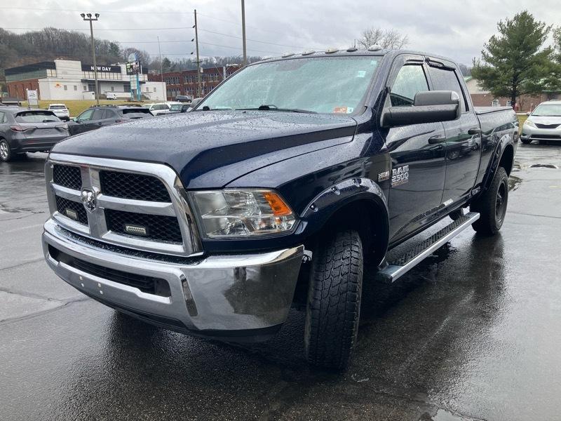 RAM 2500 Tradesman 4x4 Crew Cab 6'4" Box 2018