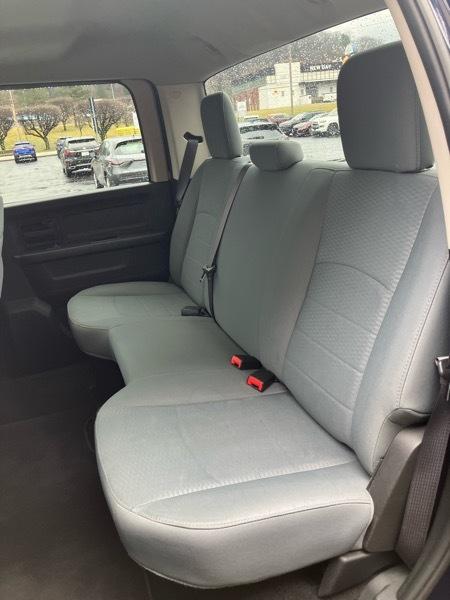 RAM 2500 Tradesman 4x4 Crew Cab 6'4" Box 2018