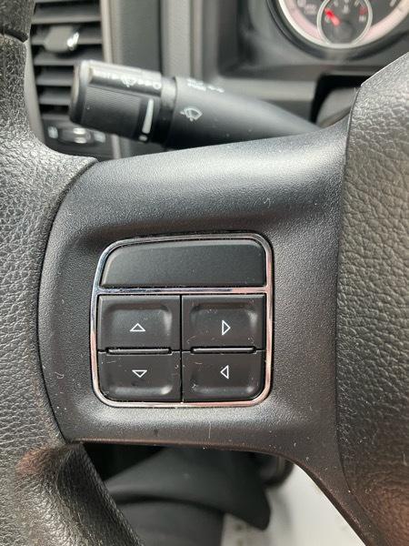 RAM 2500 Tradesman 4x4 Crew Cab 6'4" Box 2018