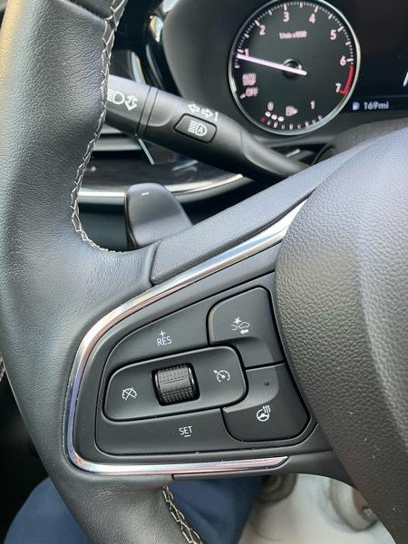 Buick Envision AWD 4dr Essence 2023