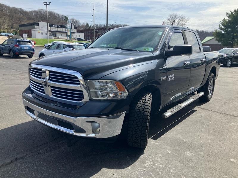 RAM 1500 4WD Crew Cab 140.5" Big Horn 2016