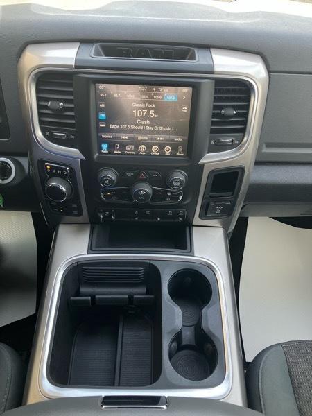 RAM 1500 4WD Crew Cab 140.5" Big Horn 2016