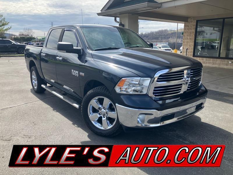 RAM 1500 4WD Crew Cab 140.5" Big Horn 2016