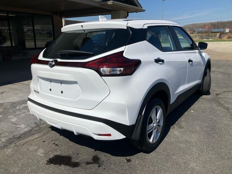 Nissan Kicks S FWD 2024