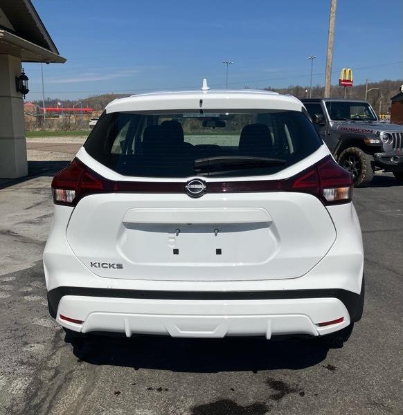 Nissan Kicks S FWD 2024