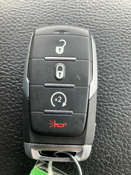 RAM 1500 Big Horn 4x4 Quad Cab 6'4" Box 2021