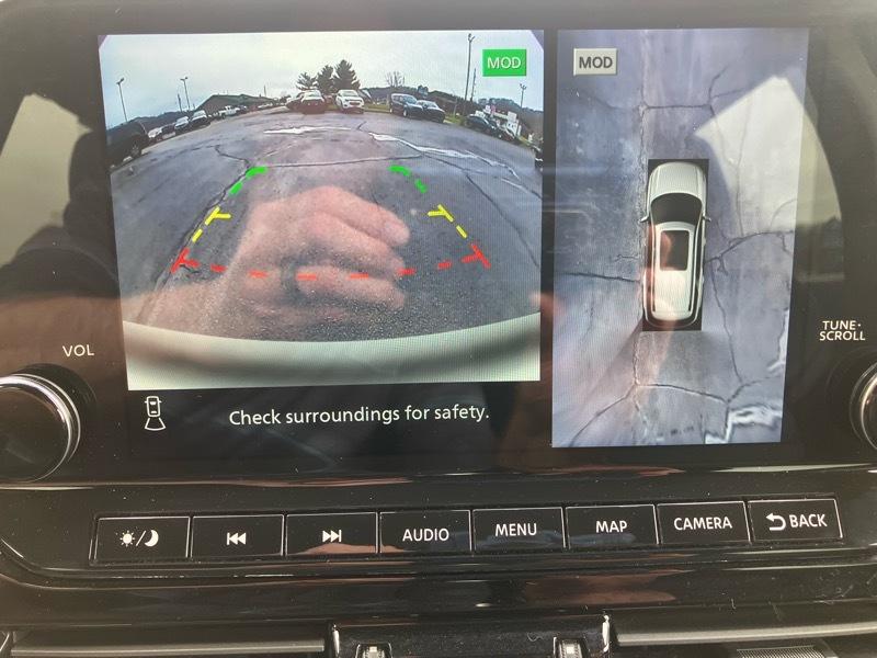 Nissan Pathfinder SL 4WD 2024