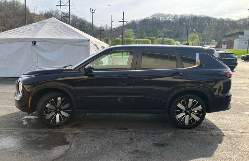 Mitsubishi Outlander Trail Edition S-AWC 2025