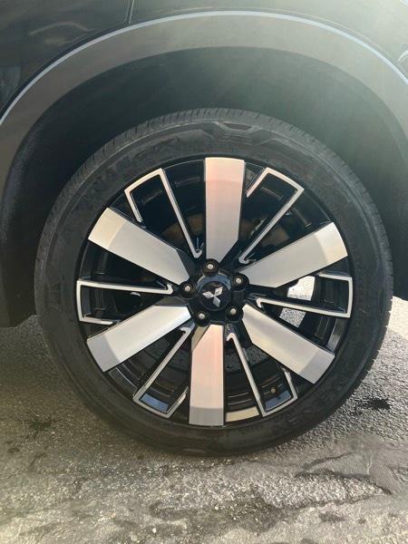 Mitsubishi Outlander Trail Edition S-AWC 2025