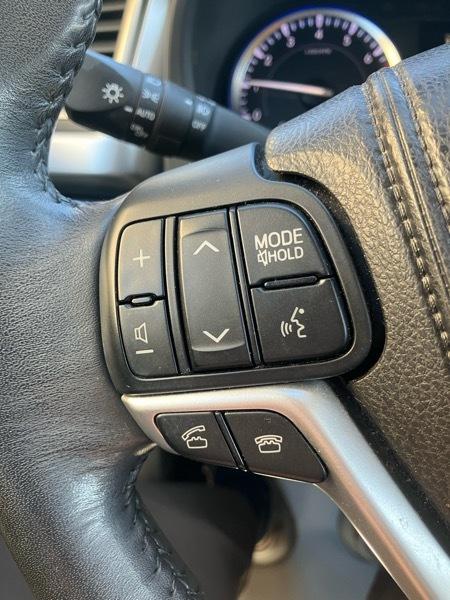 Toyota Highlander AWD 4dr V6 Limited (Natl) 2015