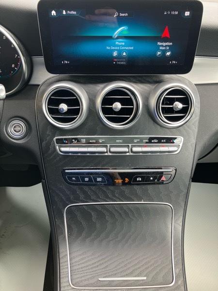 Mercedes-Benz GLC GLC 300 4MATIC SUV 2022