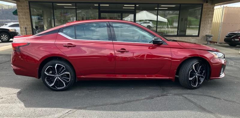 Nissan Altima 2.5 SR AWD Sedan 2023