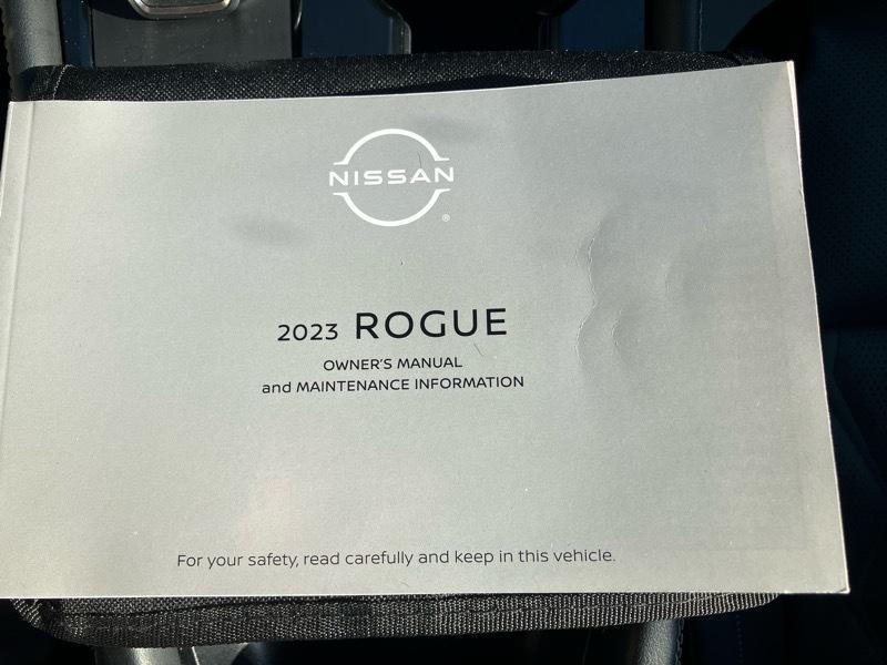 Nissan Rogue AWD Platinum 2023