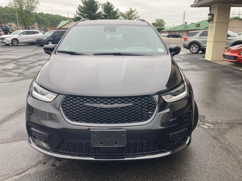 Chrysler Pacifica Touring FWD 2021