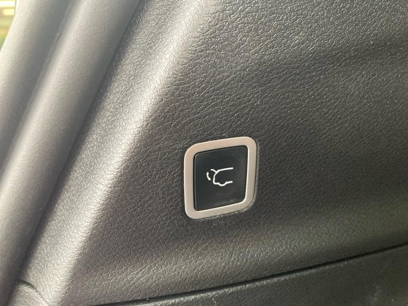 Chrysler Pacifica Touring FWD 2021