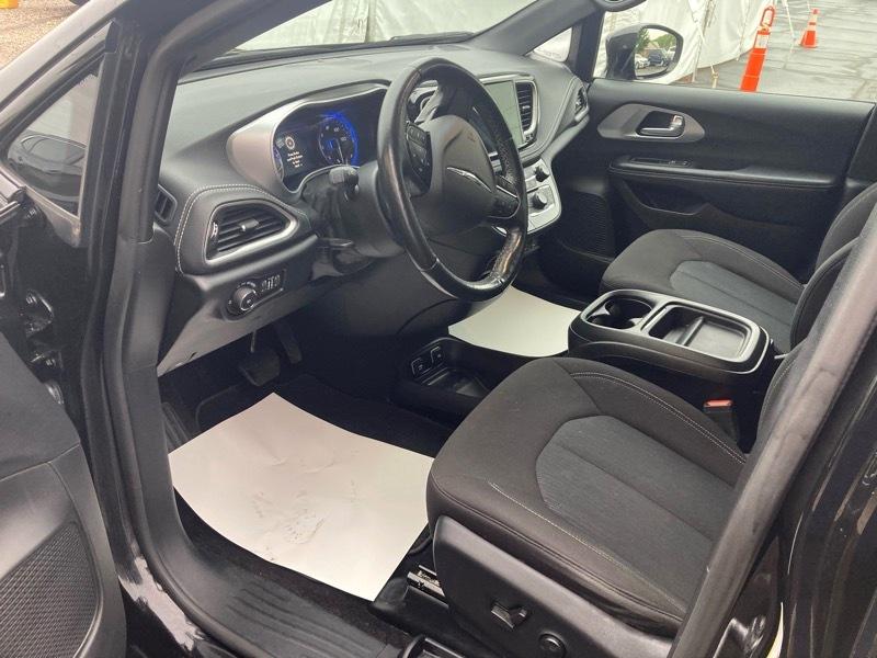 Chrysler Pacifica Touring FWD 2021