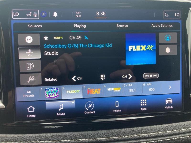 Chrysler Pacifica Touring FWD 2021