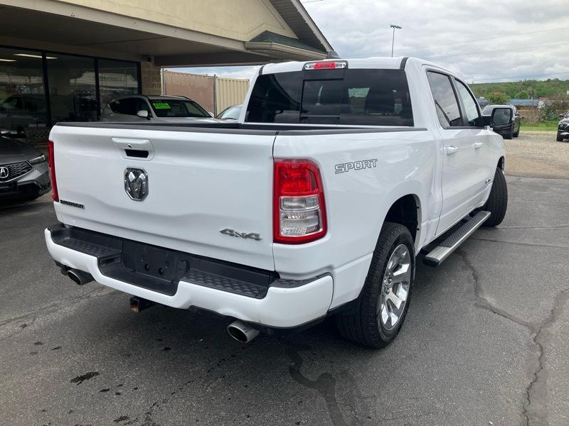RAM 1500 Big Horn 4x4 Crew Cab 5'7" Box 2022
