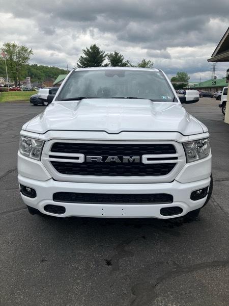 RAM 1500 Big Horn 4x4 Crew Cab 5'7" Box 2022
