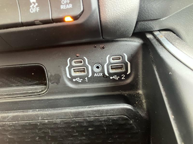 RAM 1500 Big Horn 4x4 Crew Cab 5'7" Box 2022