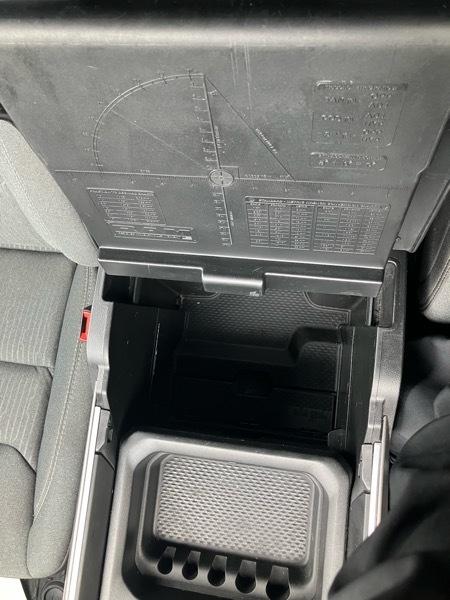 RAM 1500 Big Horn 4x4 Crew Cab 5'7" Box 2022