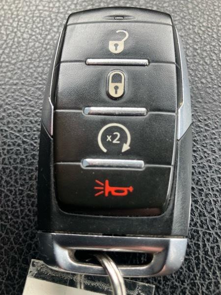 RAM 1500 Big Horn 4x4 Crew Cab 5'7" Box 2022