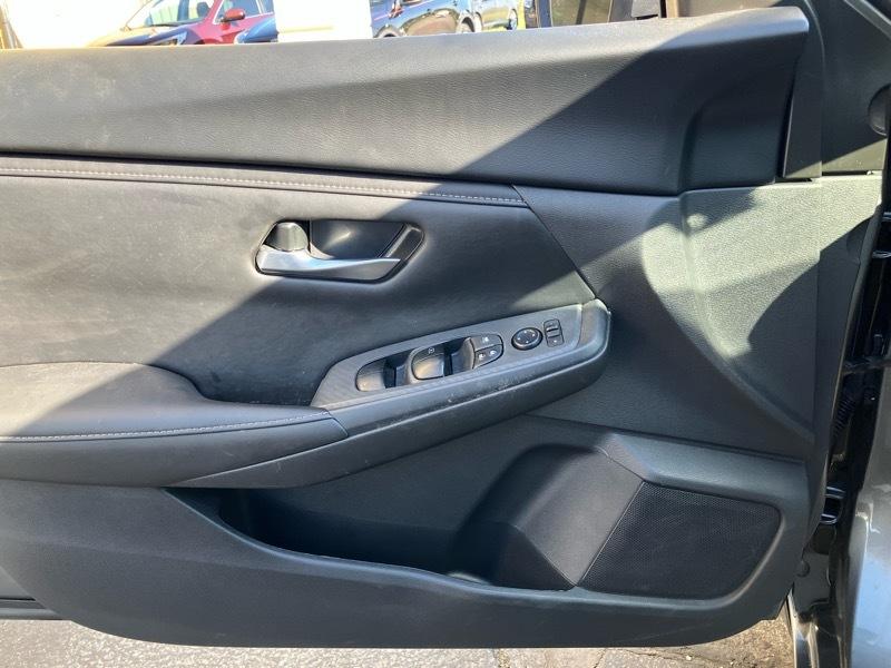 Nissan Sentra SV CVT 2025