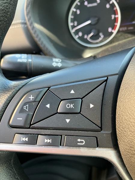 Nissan Sentra SV CVT 2025