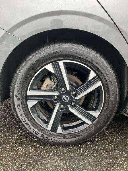 Nissan Sentra SV CVT 2025