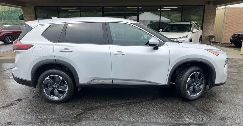Nissan Rogue AWD SV 2025
