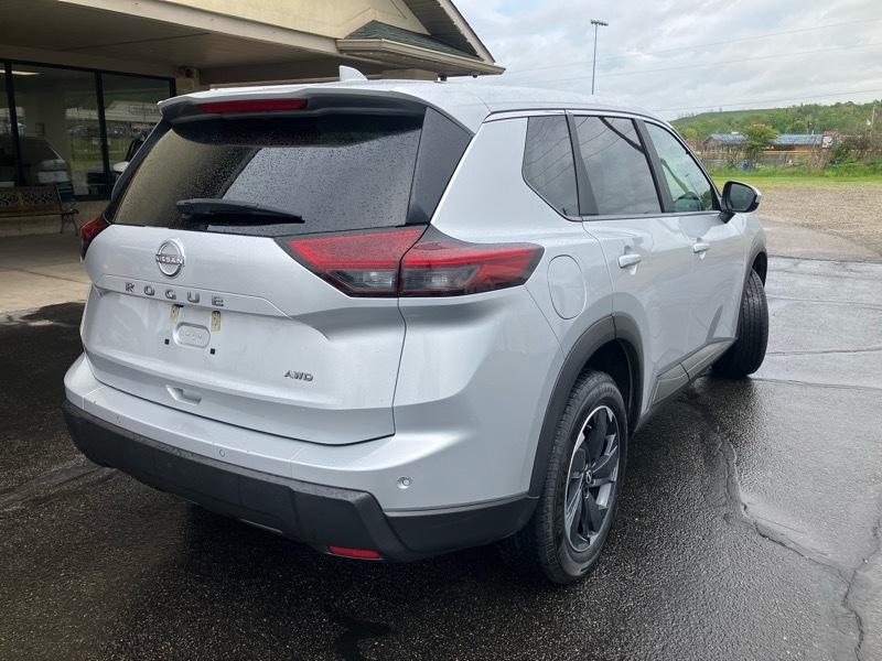 Nissan Rogue AWD SV 2025