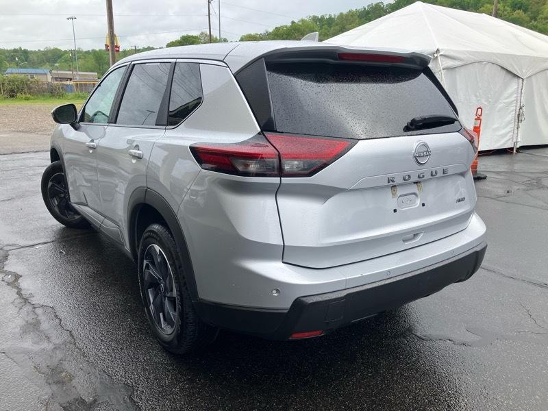 Nissan Rogue AWD SV 2025
