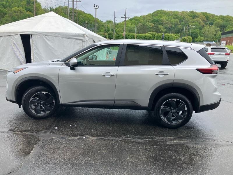 Nissan Rogue AWD SV 2025