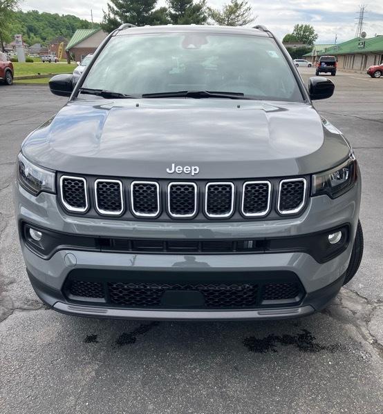 Jeep Compass Latitude Lux 4x4 2024